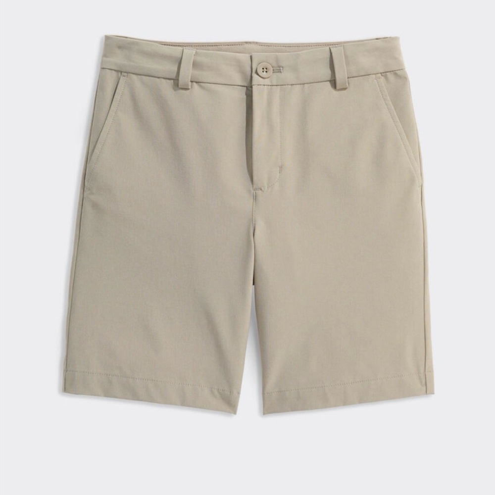 Vineyard Vines Boys' Performance Lightweight Shorts size 18
